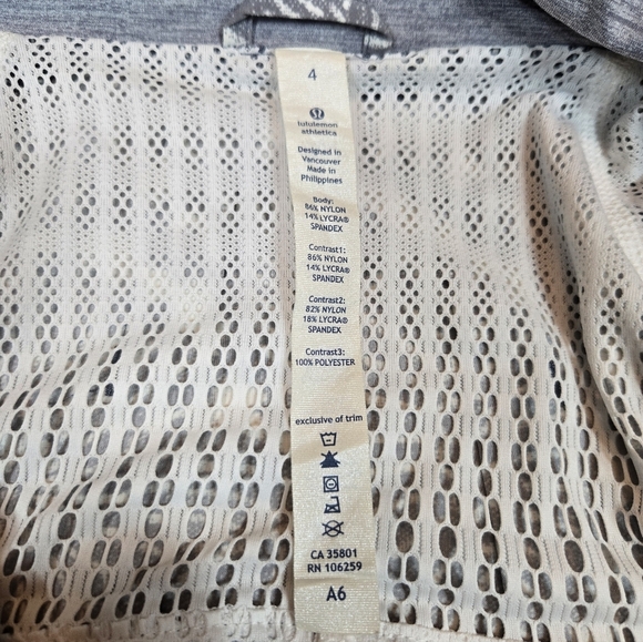 Lulu Lemon Rare Floral Print 2015 Jacket And Other Free Items - Picture 2 of 15